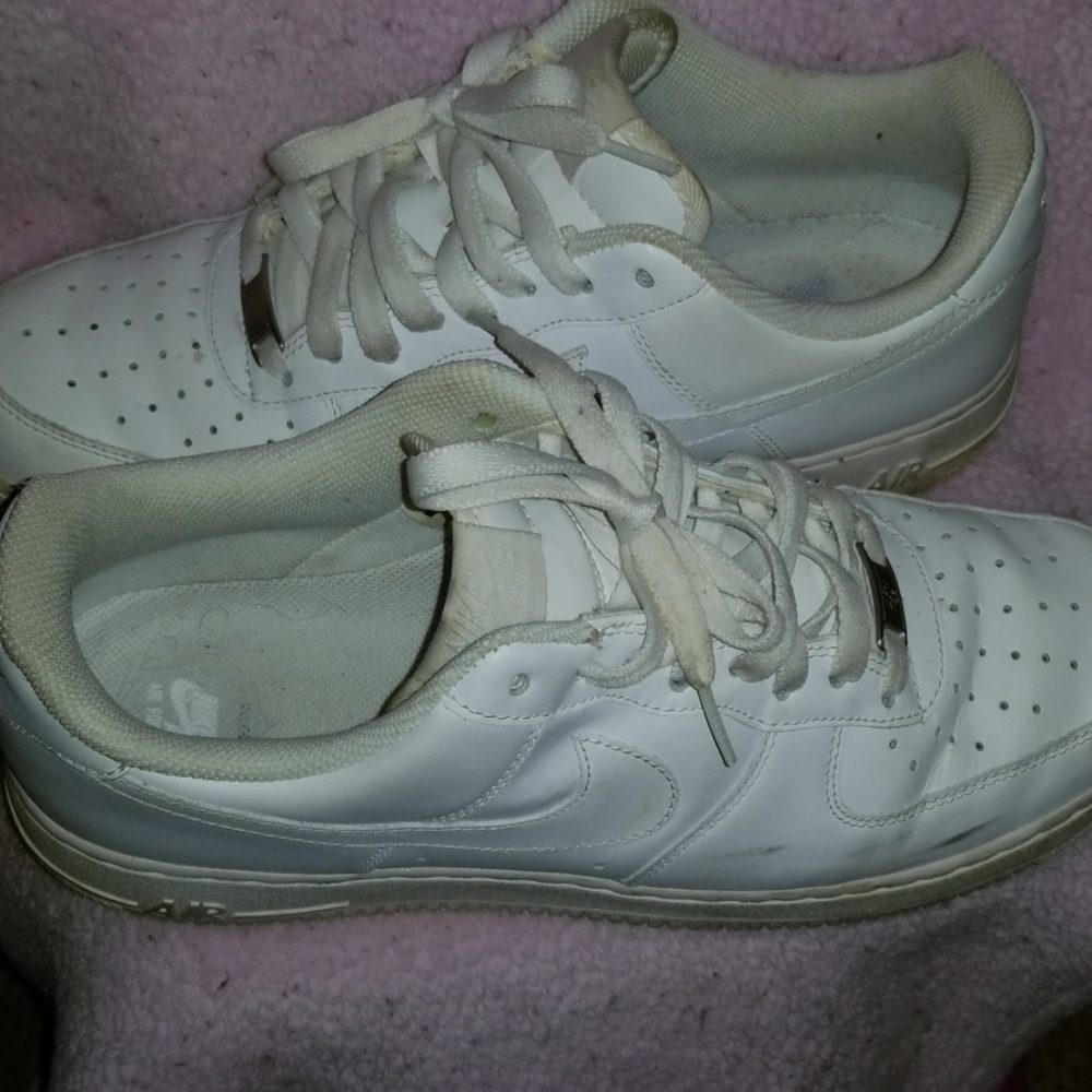 Tennis Shoes